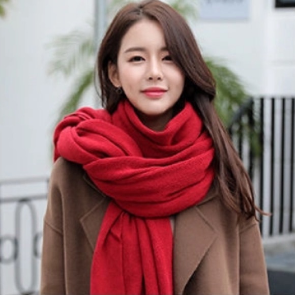 Cheza - Knit Scarf - Picture 2 of 2